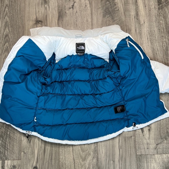 The North Face Women's 700 White Nuptse Goose Down Puffer Jacket Size XS $450 - Picture 8 of 16